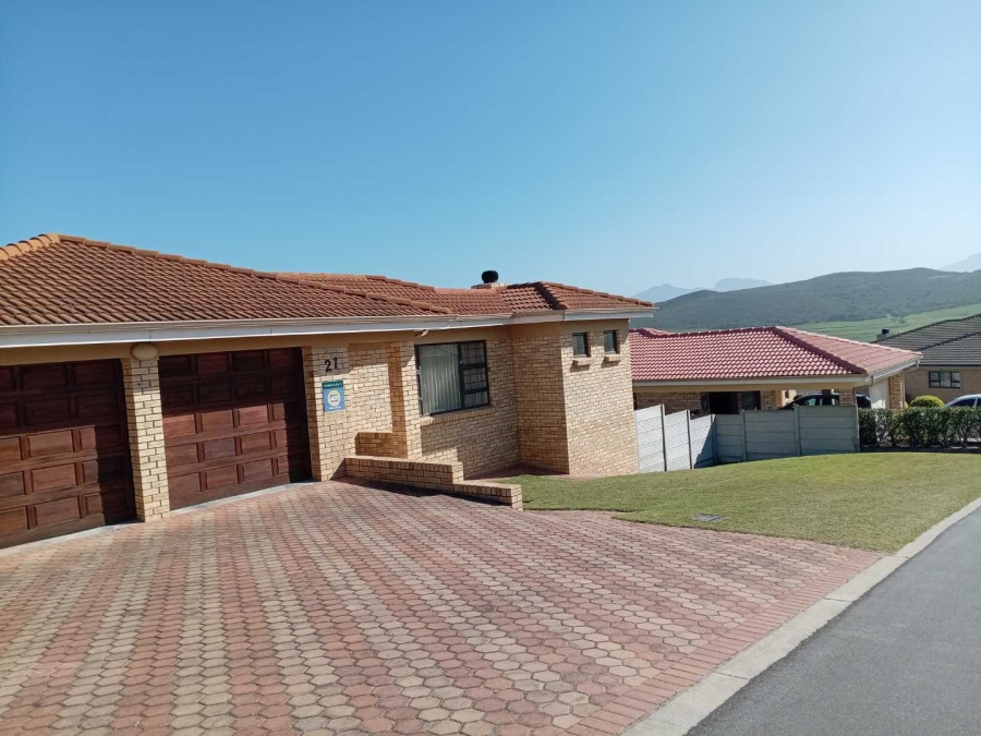 3 Bedroom Property for Sale in Reebok Western Cape